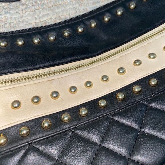 black & cream cross body purse - Picture 2 of 16